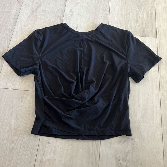 Lululemon women’s top size M - Picture 1 of 7